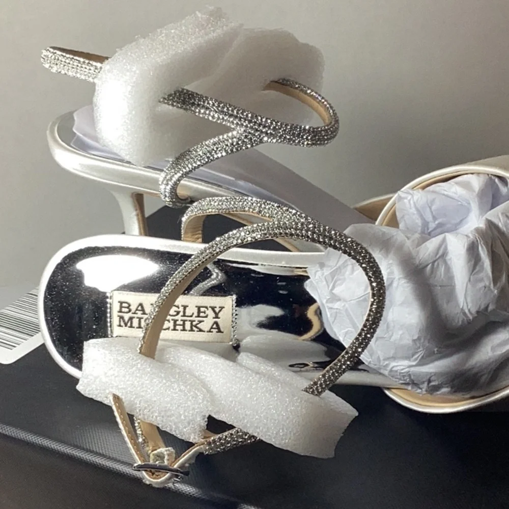 Badgley Mischka fits true